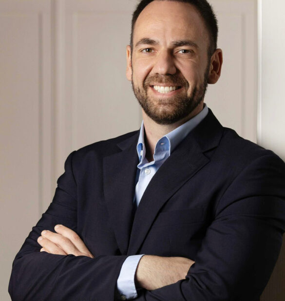 Dr Chris Bachtsetzis